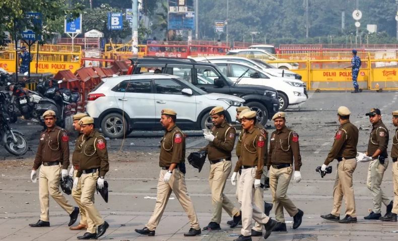HDFC Bank में बड़ा फेरबदल, पूर्व मुख्य चुनाव आयुक्त और वित्त सचिव राजीव कुमार बने नए चेयरमैन