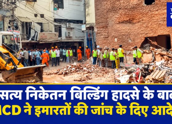 सत्य निकेतन बिल्डिंग हादसे के बाद मलबे और राहत-बचाव अभियान का दृश्य